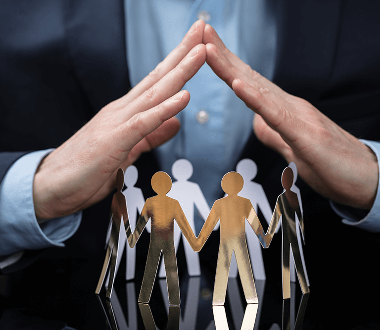 man-covering-group-of-people-cutouts-portraying-how-to-choose-the-right-business-insurance