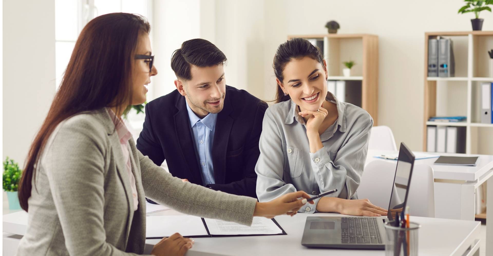 Specialist vs General Insurance Brokers